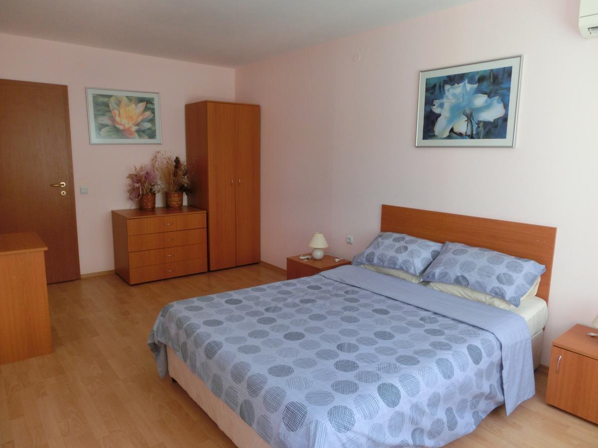 Apartment Panorama On Complex With Pools And Beach, Sveti Vlas Exterior photo